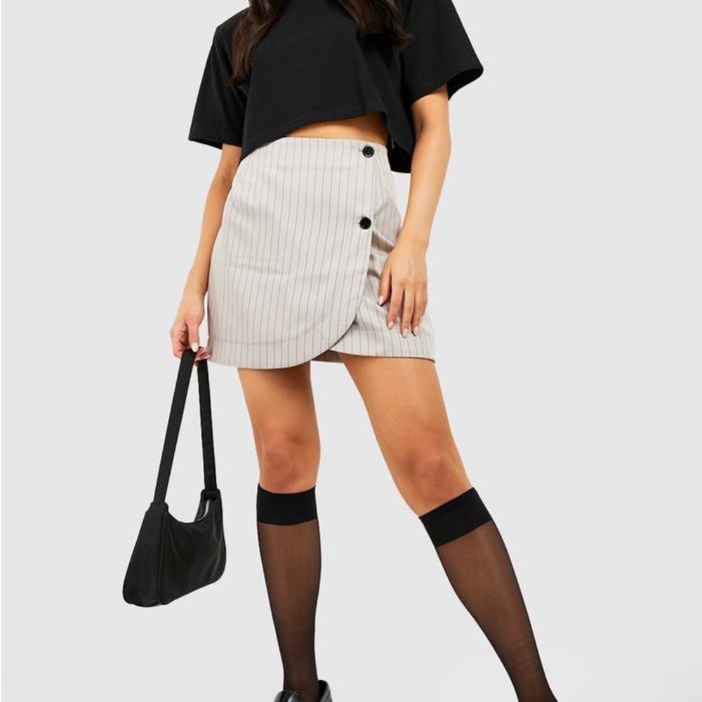 Boohoo Black and White Striped Mini Skirt